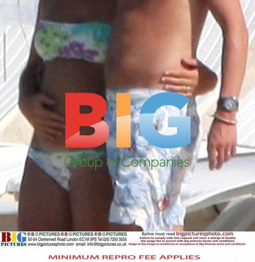 Billie Piper and Laurence Fox's Romantic Beach Getaway